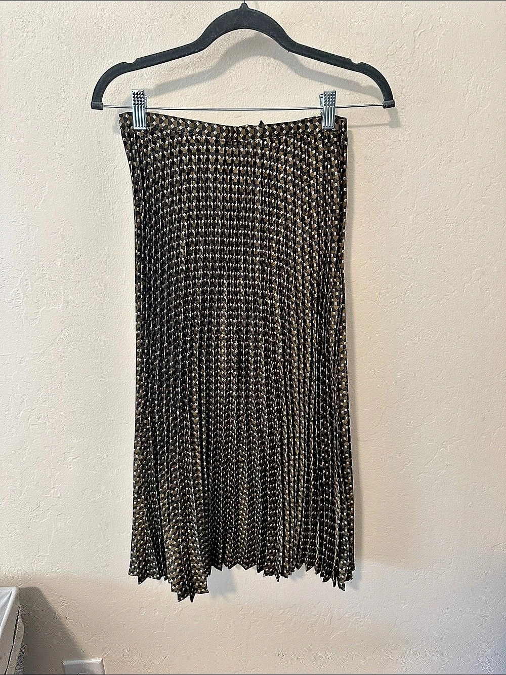 Banana Republic Silky Pleated Midi Skirt Geometric Brown & Black Size 0